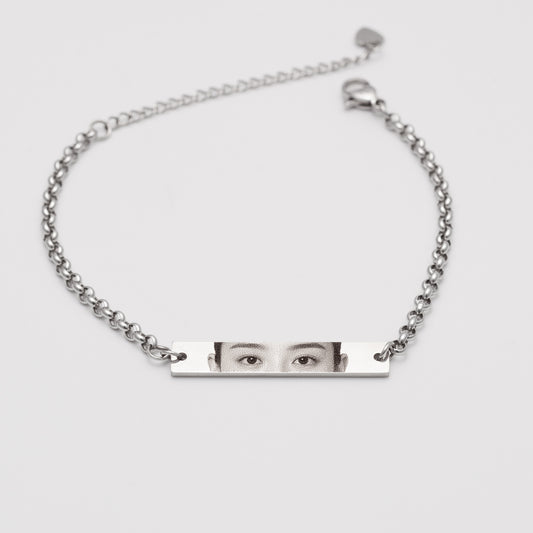 2 VÒNG TAY KHẮC MẮT